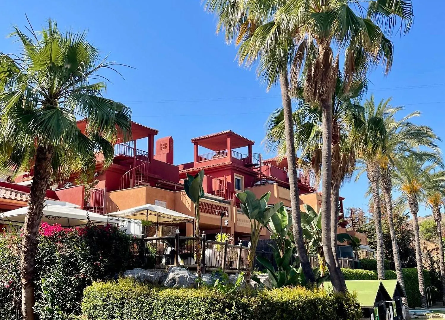 Mues Appartment 2 Bedrooms Marbella contacts